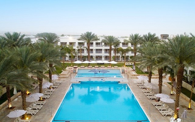 חופשה וכרטיסים לתערוכת הלגו - "ממלכת הדינוזאורים"